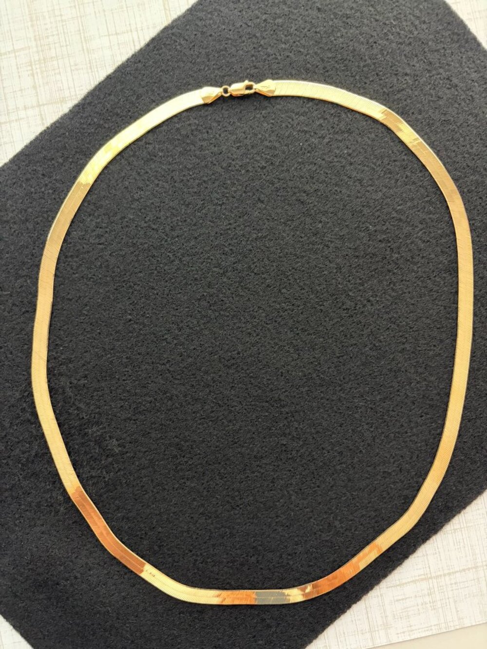 Aurafin Mirrorflex 14K Gold Chain Necklace Herringbone Style 24 1/4" 6mm - Picture 10 of 10